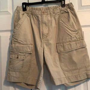 Tommy Bahama 8 inch cargo shorts